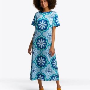 Draper James Norah Short Sleeve Midi Dress in Blue Floral Print, Size Large